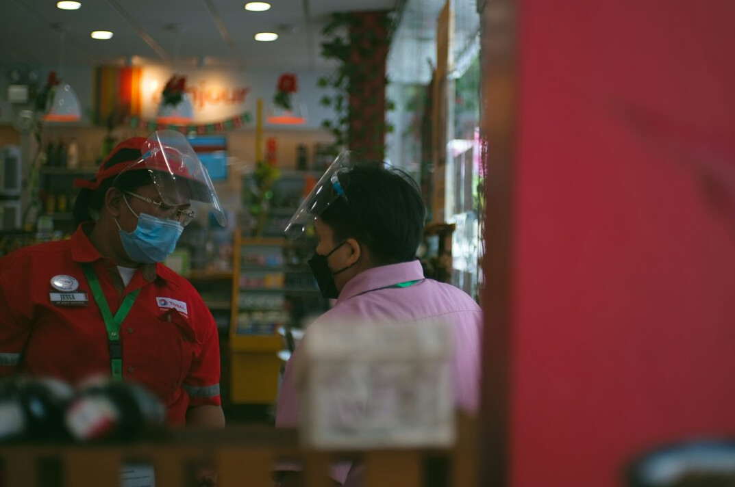 store owner thanking security